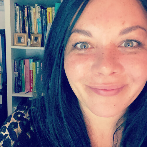 Follow Lavinia Haslam on Singulart