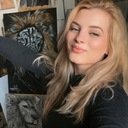 Follow Jessica Harisova on Singulart