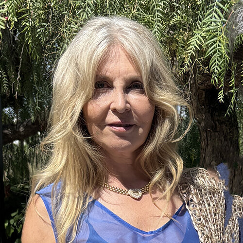 Follow paola vignola on Singulart