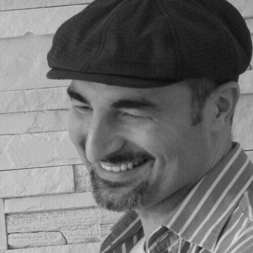 Suivez Nandor Caki sur Singulart