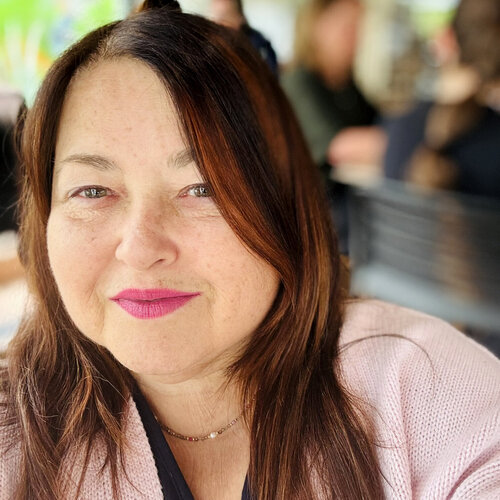 Sigue a Lisa Buckland en Singulart