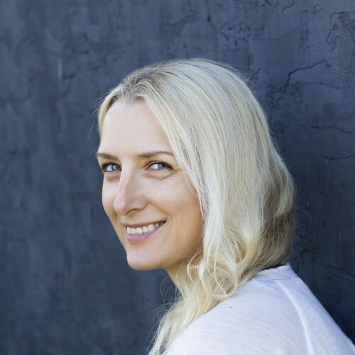 Follow Natalia Cherepovich on Singulart
