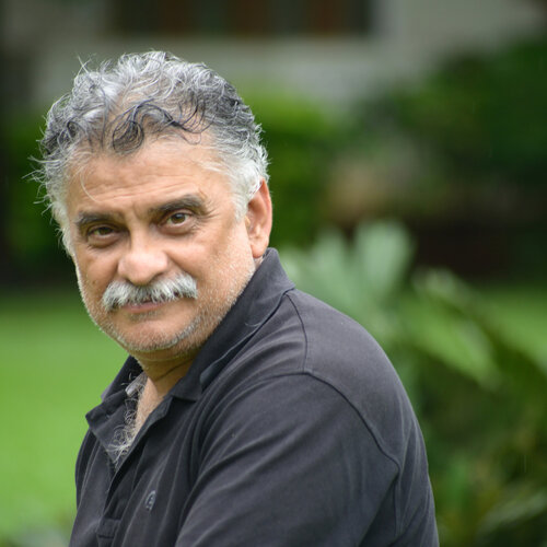 Suivez Vinay Sane sur Singulart