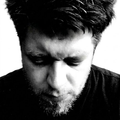 Follow Radoslav Rochallyi on Singulart