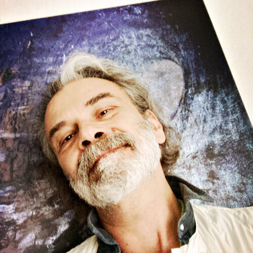 Follow Gabriele Lari on Singulart