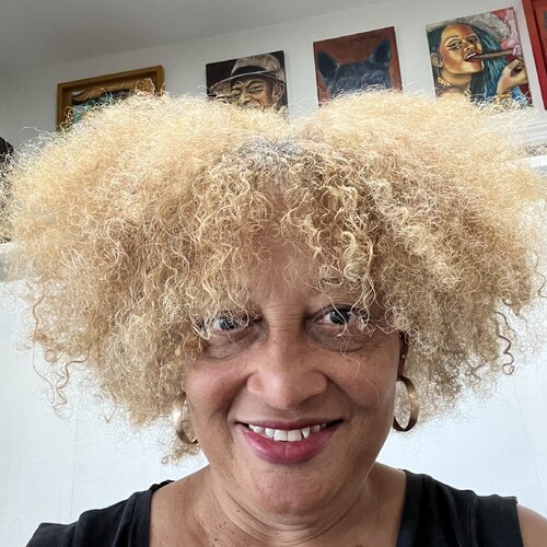 Volg Odilia Mezquia op Singulart