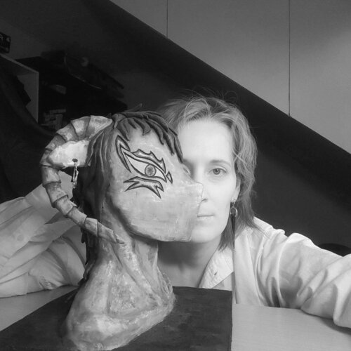 Follow Alisa Anderson on Singulart