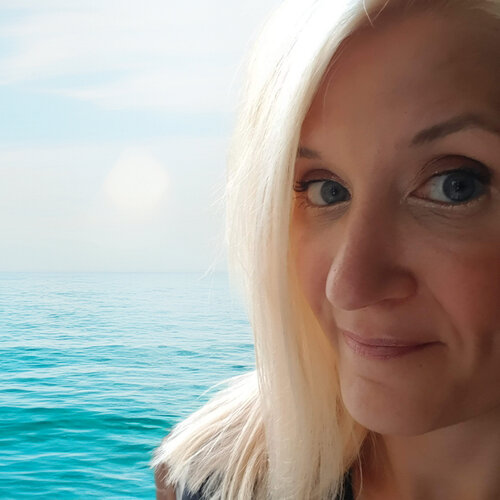 Follow Adalberta Reynaudi on Singulart