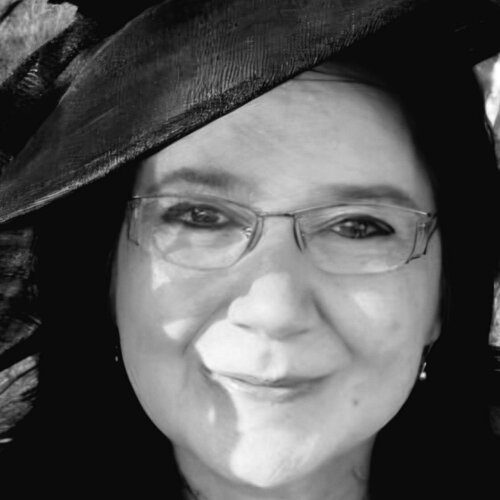 Sigue a Laura Strat en Singulart