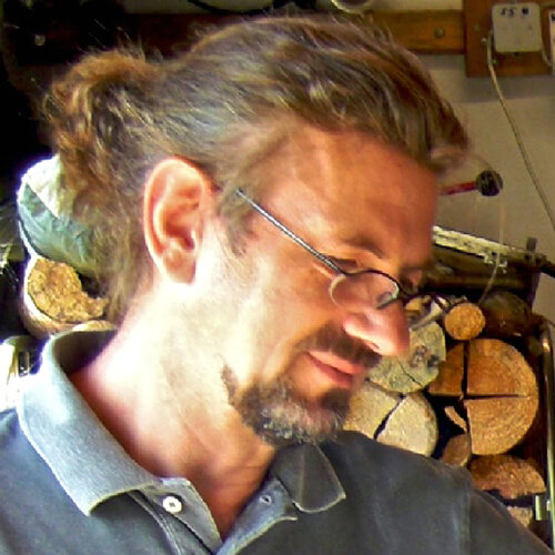 Follow Reinhard Harz on Singulart