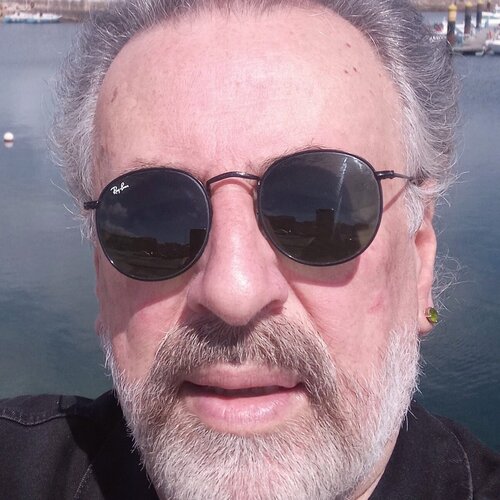 Suivez Edo Hessegatti sur Singulart