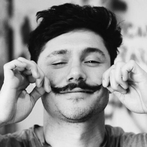 Follow Tomas David on Singulart