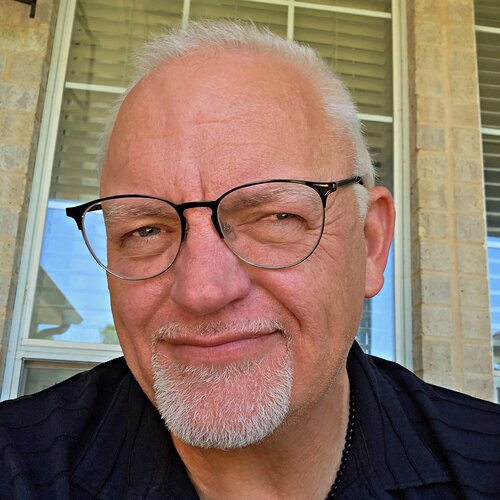 Follow Joe McCord on Singulart