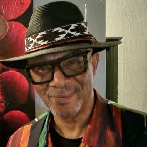 Follow Andy Hollimon on Singulart
