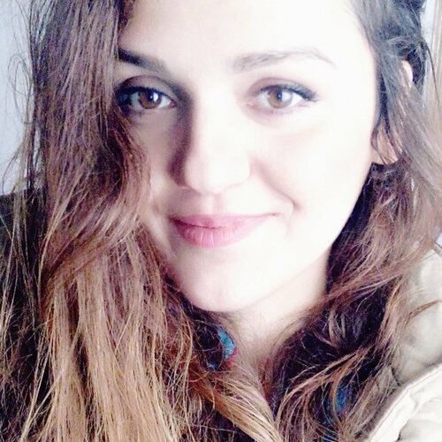 Follow Claudia Barbu on Singulart