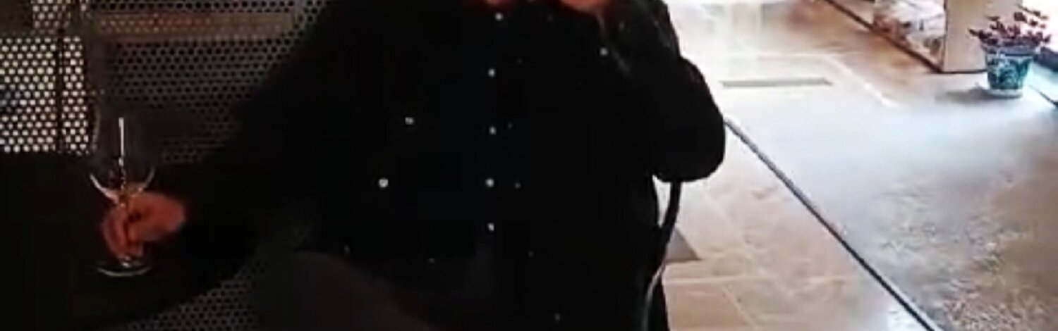 Exposición AL DESNUDO - Andrés Rueda