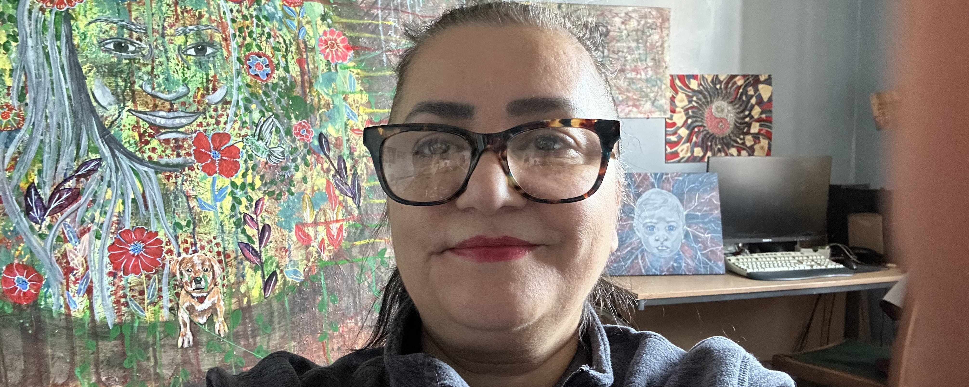 Residencia de cartelera de exposiciones - Flora Alexander