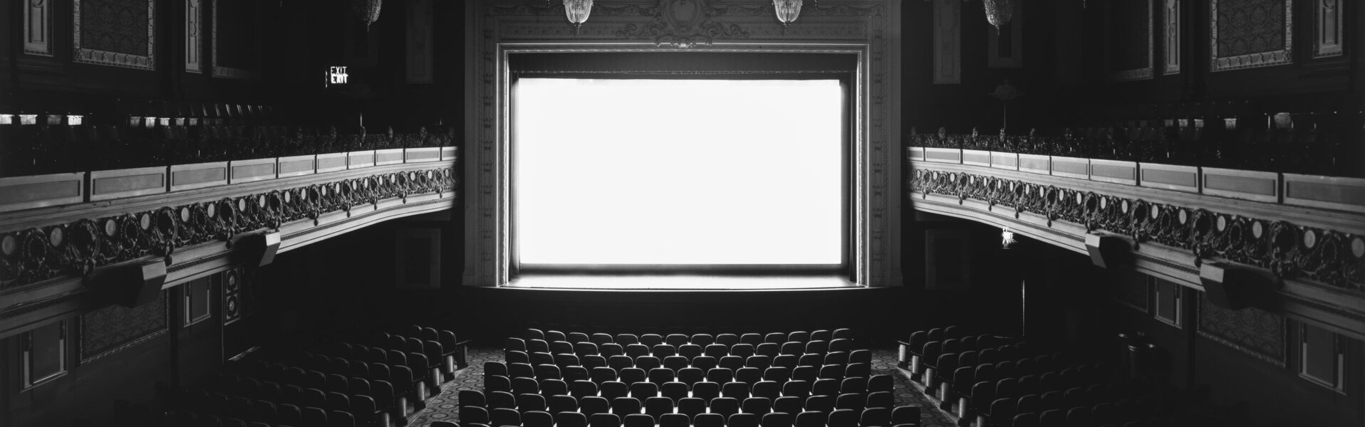 Hiroshi Sugimotoの作品をSINGULARTで販売中