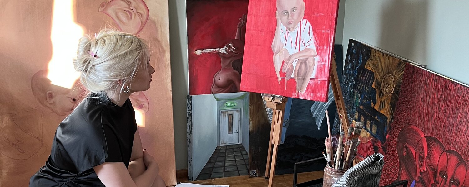 Iris Helme Opere d'arte in vendita