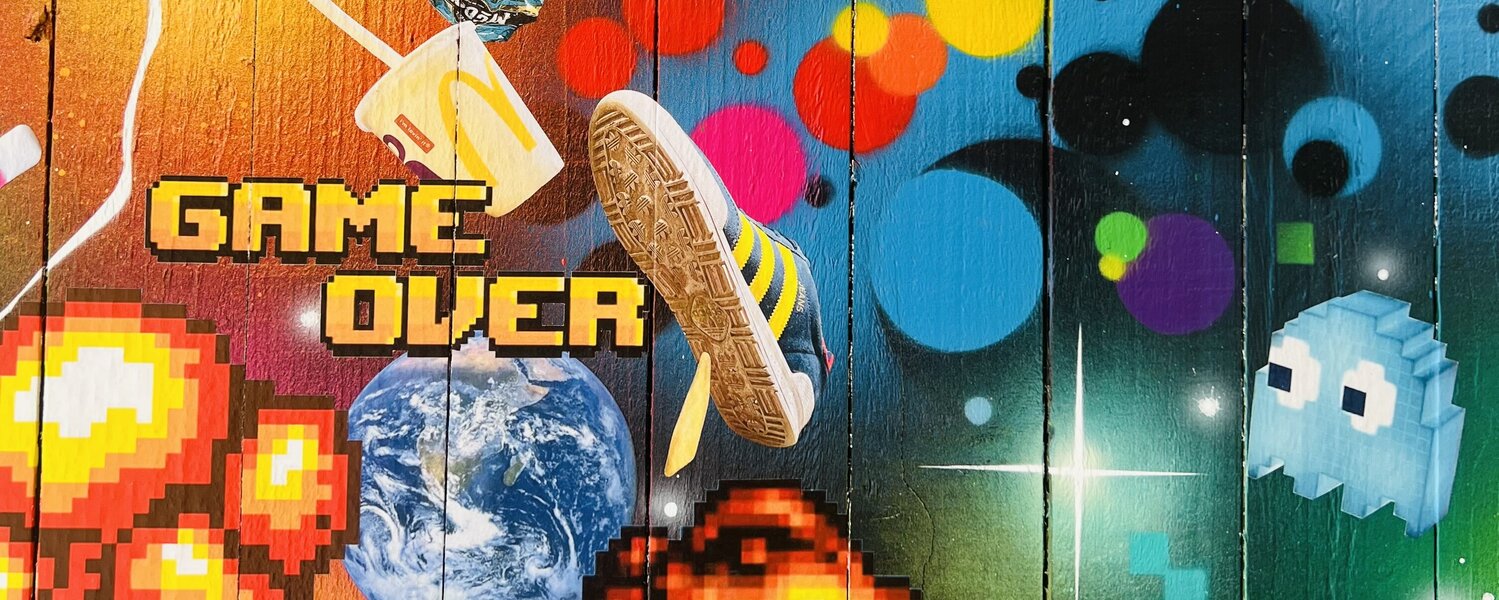 Space Junk Arte en venta