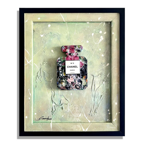Chanel N5 Wonder -  Canvas - Giclee Print Limited Edition van Gardani, Afdruk te koop op Singulart