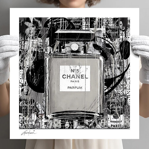 Gris Rouge - Canvas - Giclee Print Limited Edition van Gardani, Afdruk te koop op Singulart