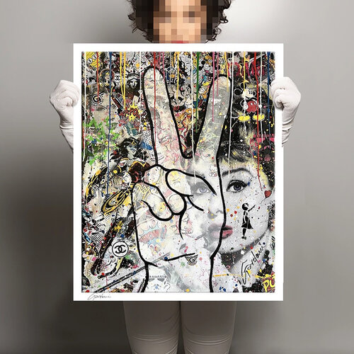 Moments - Canvas - Giclee Print Limited Edition van Gardani, Afdruk te koop op Singulart