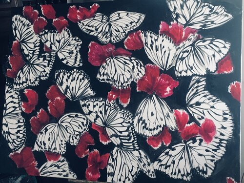 Butterflies  on red flowers di Mona Asmar Hecker, Pittura in vendita su Singulart