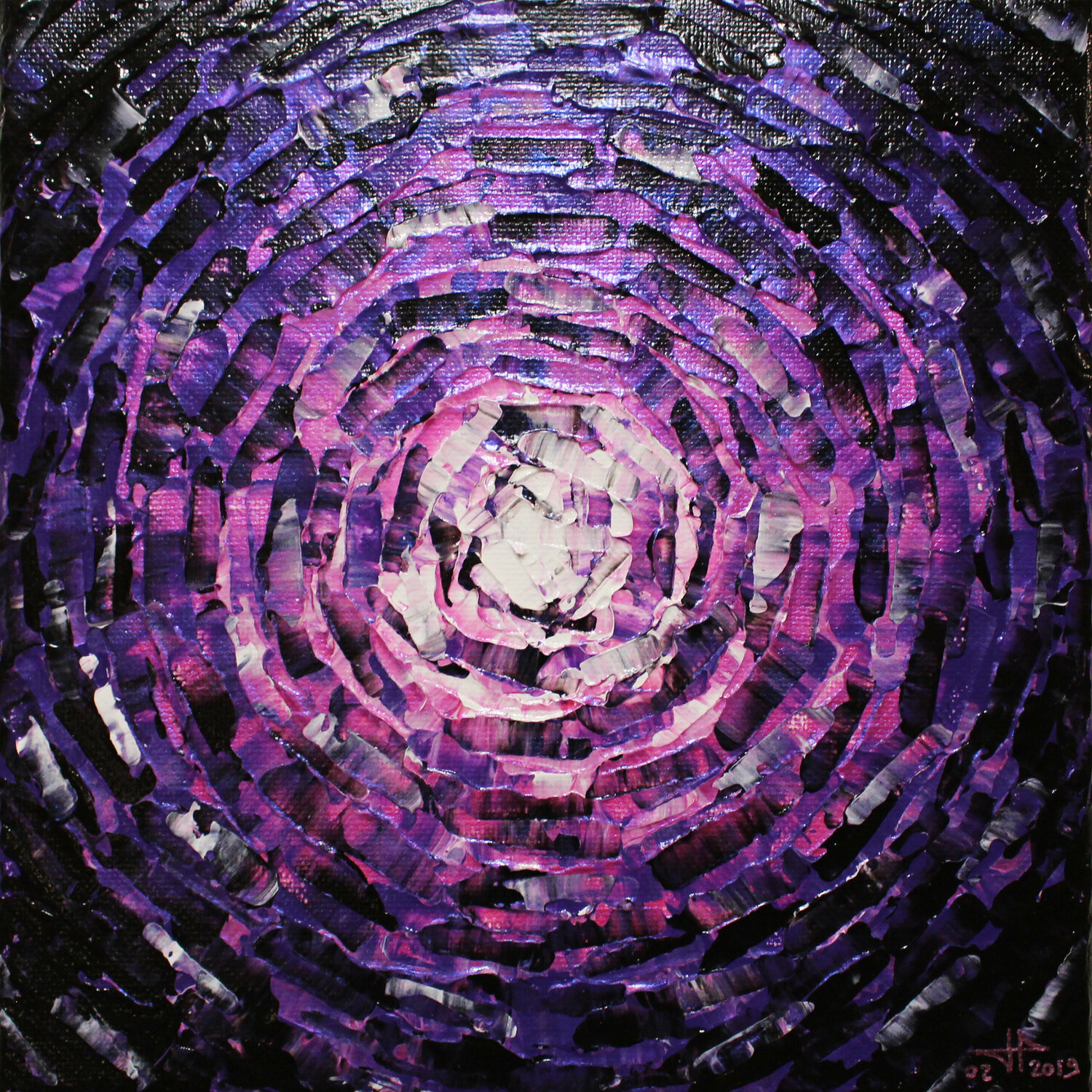 Petit éclat de lueur rose violette iridescente Jonathan Pradillon