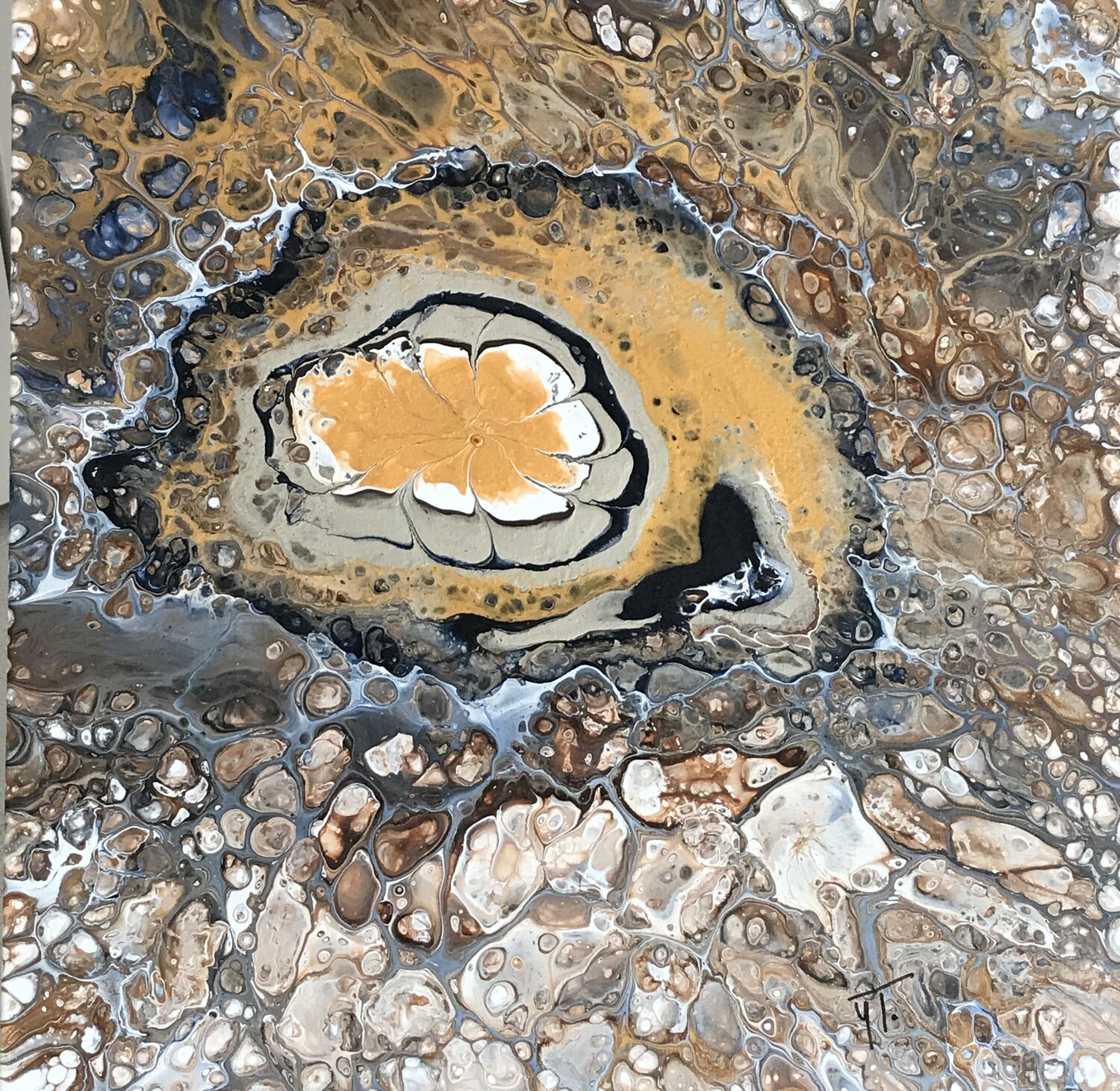 Un petit bijou Yves Thomas