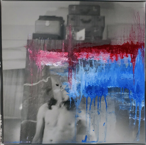 Mask Cycle; Red Gray and Blue van Shelton Walsmith, Fotografie te koop op Singulart