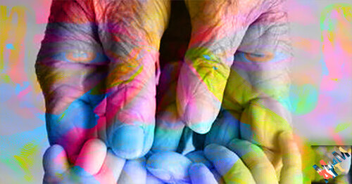 Help each other von Manuella Muerner Marioni, Fotografie kaufen auf Singulart