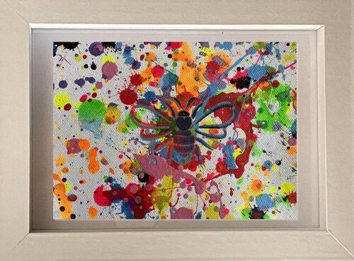 Insects 005 par Juan José Garay, Peinture en vente sur Singulart