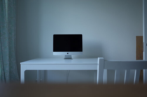 86uy / So distant and so close: Tel Aviv, Istanbul - {$M} van Leni Smoragdova, Fotografie te koop op Singulart