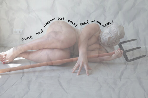 2#RW / Figures collection: She would buy the flowers herself - {$M} van Leni Smoragdova, Fotografie te koop op Singulart