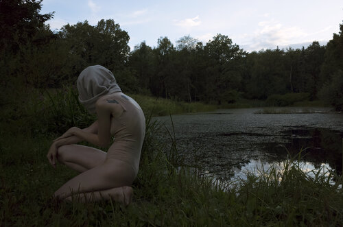 8%43 / Figures collection: stay version - {$M} di Leni Smoragdova, Fotografia in vendita su Singulart