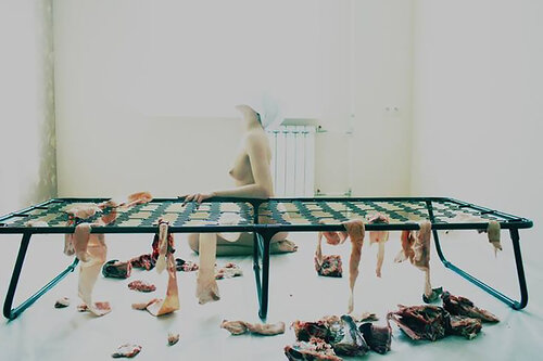 L::: / Figures collection: animals version - {$M} di Leni Smoragdova, Fotografia in vendita su Singulart