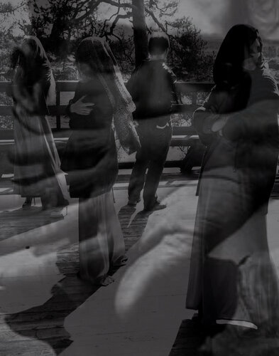 A Portrait of power- what can't be washed: People van Leni Smoragdova, Digitaal te koop op Singulart