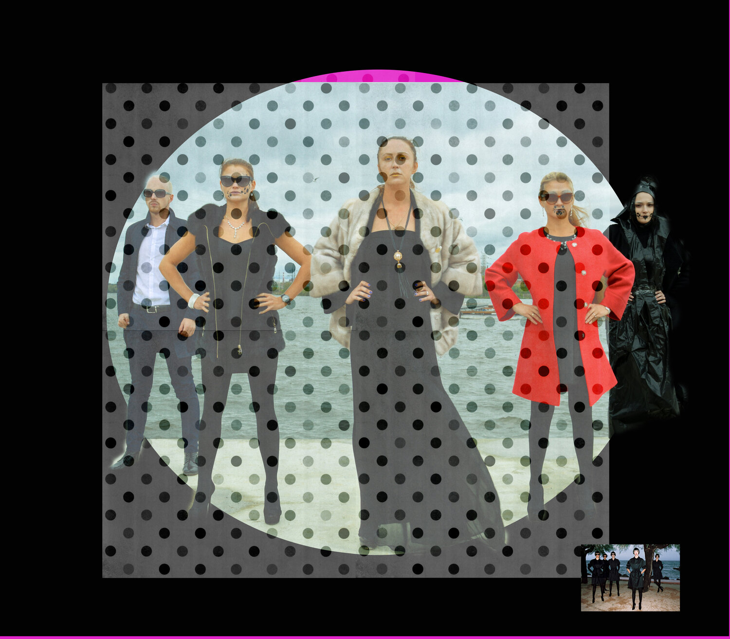 ^%wd / I had 4 girlfriends, One evening they wore my trash - {$M} Leni Smoragdova Fotografie zu verkaufen