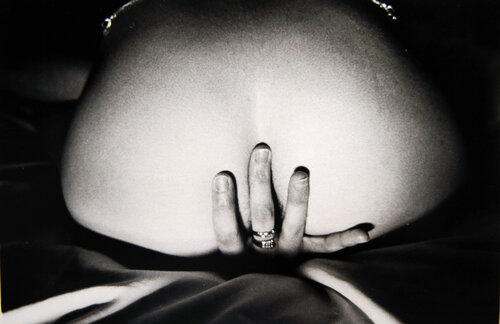 Not so much to be loved von Arturo Prins, Fotografie kaufen auf Singulart