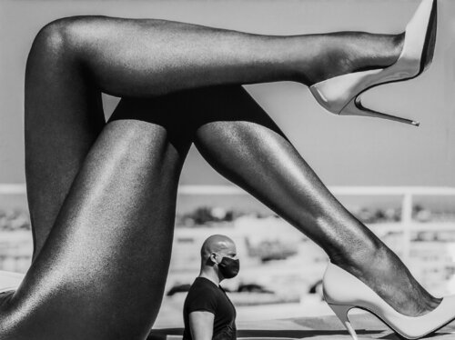 and life goes on - NYC di Joseph Cela, Fotografia in vendita su Singulart