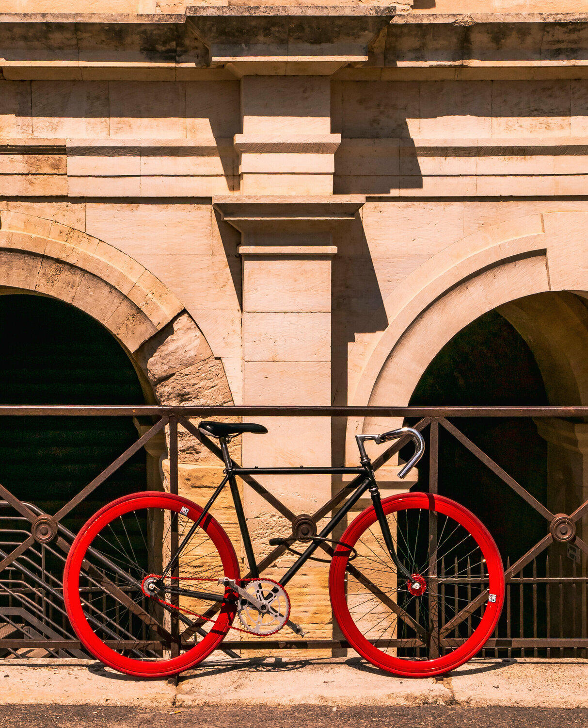 Bike w/Arch - Provence Joseph Cela