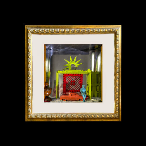b2 - CONTEMPLATING A FREE MOMENT - photorama© in gold frame ON BLACK Aleks Rosenberg