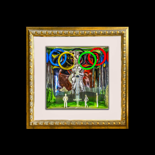 d7 - 8/10  photorama in gold frame on black Aleks Rosenberg
