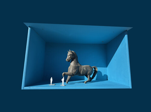 Boxed In 39 - IMG_8729 DaVinci di Aleks Rosenberg, Fotografia in vendita su Singulart