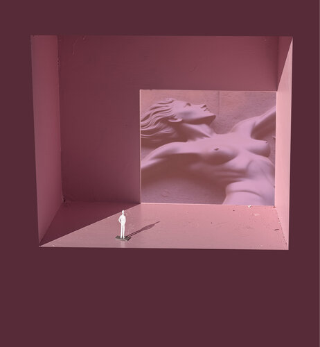 IMG_9045-Pink Box -Something in the Water di Aleks Rosenberg, Fotografia in vendita su Singulart