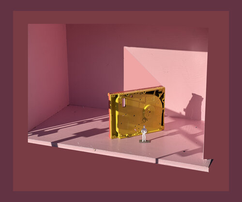 IMG_9052- Pink Box - Construction Obstruction von Aleks Rosenberg, Fotografie kaufen auf Singulart