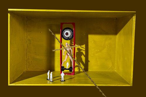 IMG_9186 The Cross Bearer de Aleks Rosenberg, Fotografía a la venta en Singulart