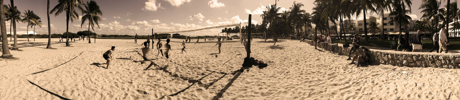 62 - MIAMI BEACH VOLLEYBALL Aleks Rosenberg