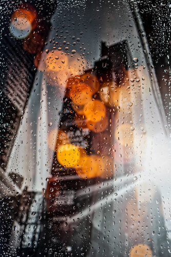 RAINY DAYS IN NEW YORK I by Sven Pfrommer, Photography for Sale on Singulart